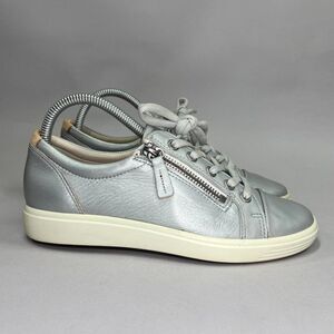 Ecco Women's Size 6 Soft 7 Side Zip Leather Sneakers